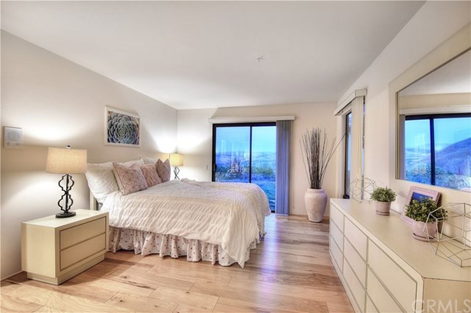 Blending By The Beach